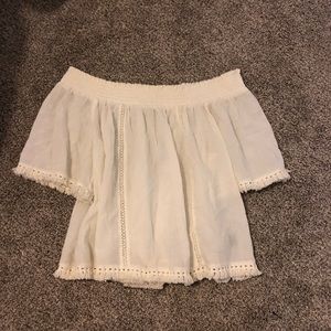 american eagle off the shoulder top